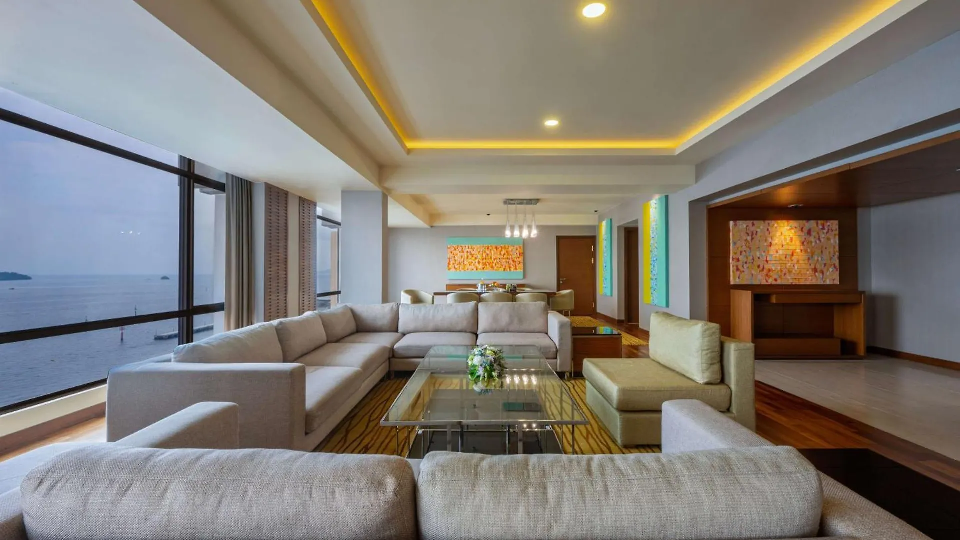 *****  Hyatt Regency Kinabalu Hotel Kota Kinabalu Malaysia